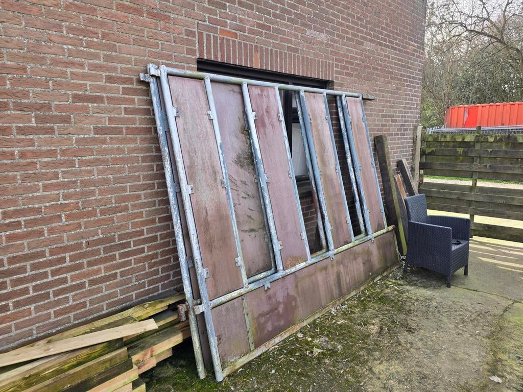 Veulen Schotten / voer wand, Dieren en Toebehoren, Stalling en Weidegang