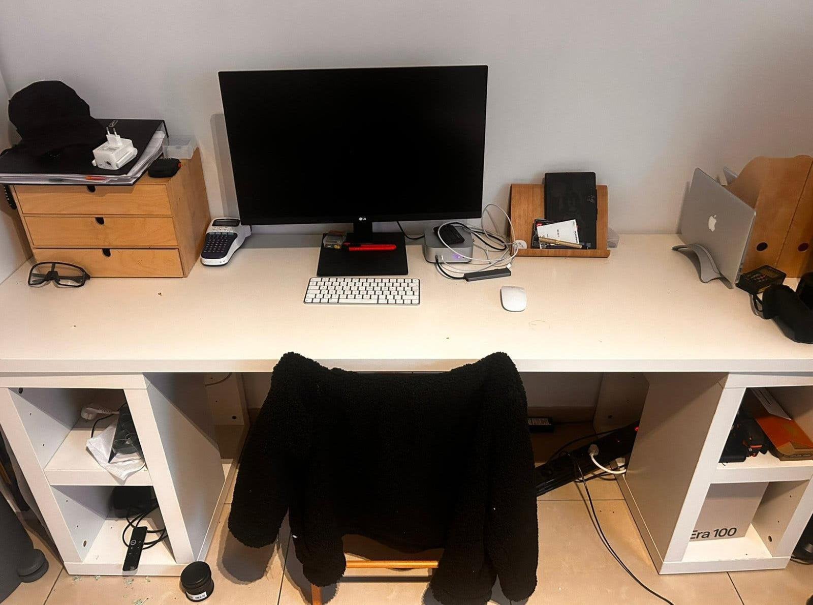 Witte tafel Ideale studietafel, Huis en Inrichting, Bureaus, Ophalen, Spaanplaat of MDF, Zo goed als nieuw, IKEA