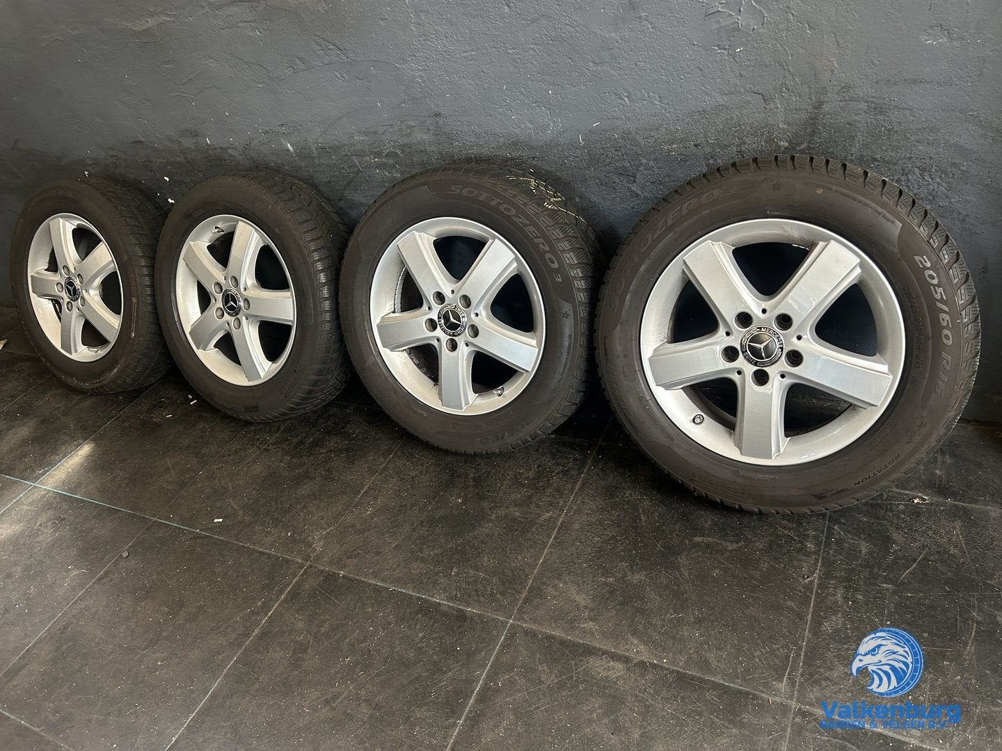 6-7mm! Originele Mercedes A B Klasse W176 W246 16 inch velge, Autos : Pièces & Accessoires, Pneus & Jantes, Pneus et Jantes, Pneus hiver