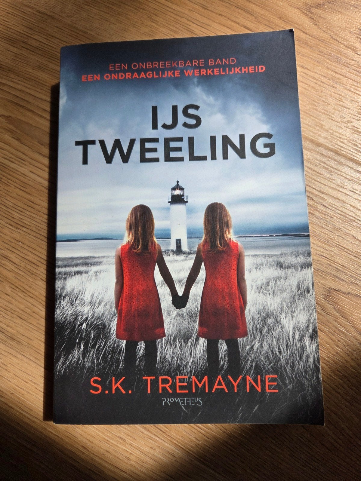 S.K. Tremayne - Ijs Tweeling, Boeken, Ophalen of Verzenden