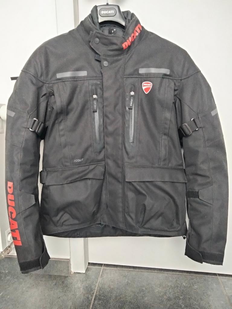 Motorjas Tour C4 Ducati L, Motoren, Kleding | Motorkleding, Jas | textiel, Heren, Tweedehands, Ophalen