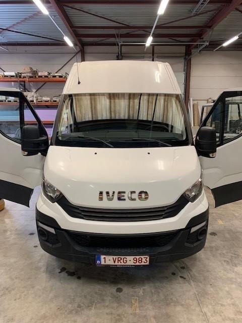 Iveco 35 140, Auto's, Bestelwagens en Lichte vracht, Automaat, Parkeersensor, Euro 6, Iveco