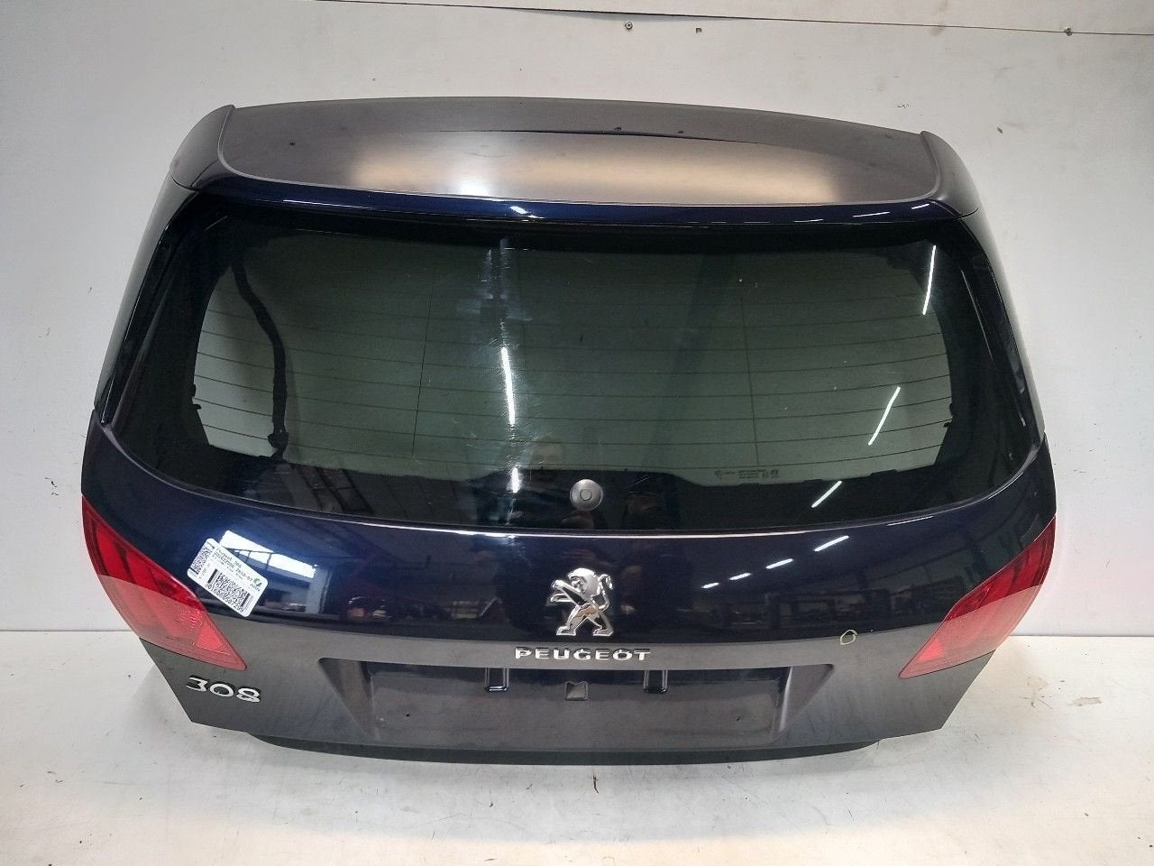 Achterklep Peugeot 308, Onderdelen@venauto.nl, Van der Ven Autorecycling B.V., Arrière, Ettenseweg 76, 4706 PB Roosendaal, The Netherlands