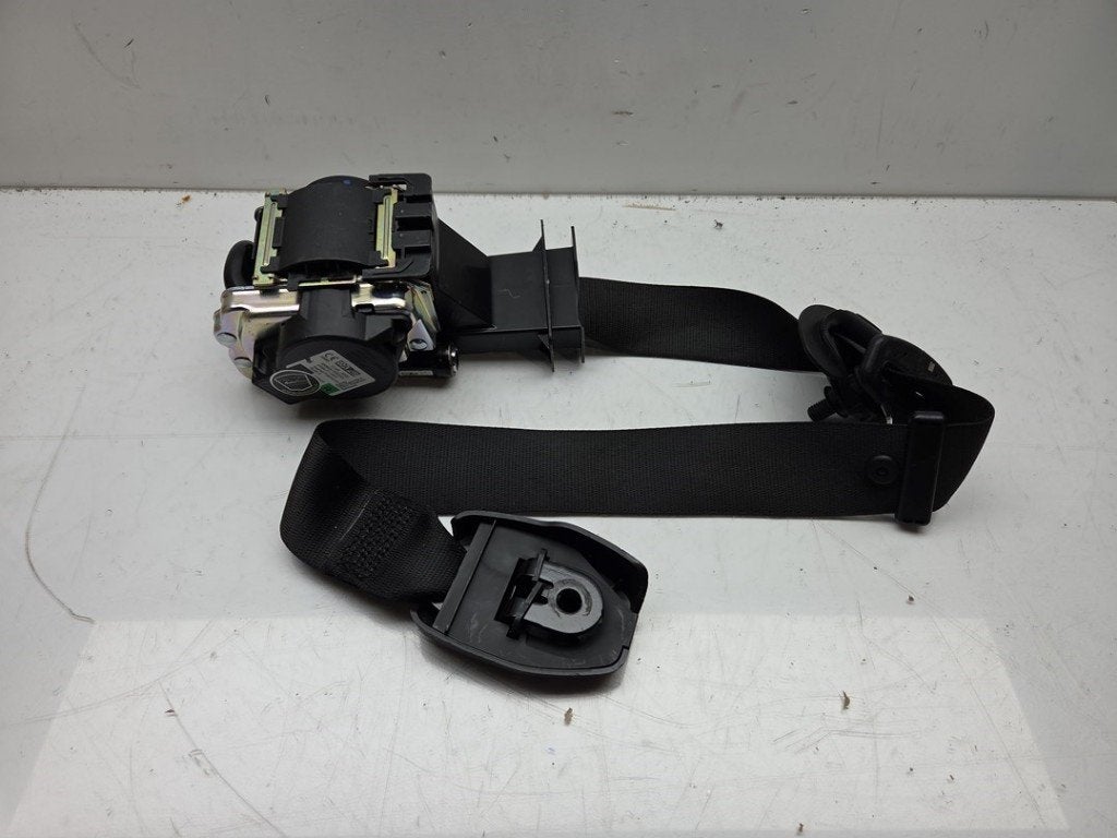 CEINTURE DE SECURITE AVANT DROIT BMW 3 serie Touring (G21), Utilisé, BMW, Petuelring 130
80809  München, DE, Bayerische Motoren Werke AG