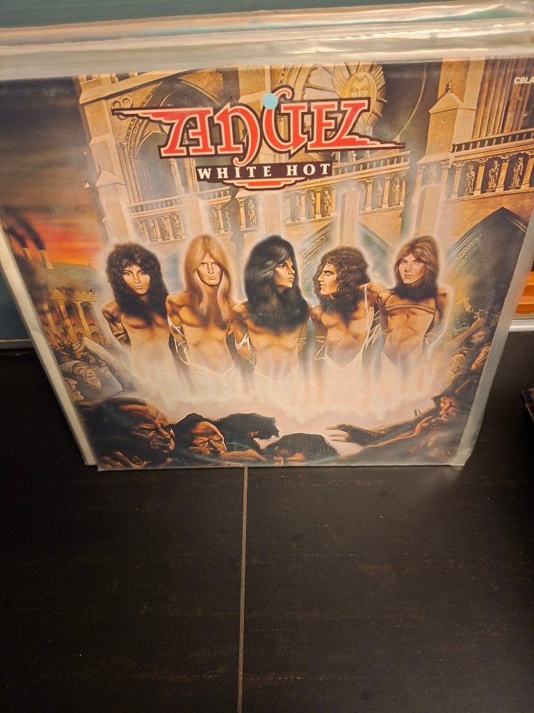 lp - angel - white hot - vak 6, CD & DVD, Enlèvement ou Envoi, Utilisé, Housse de protection extérieure, Hard rock