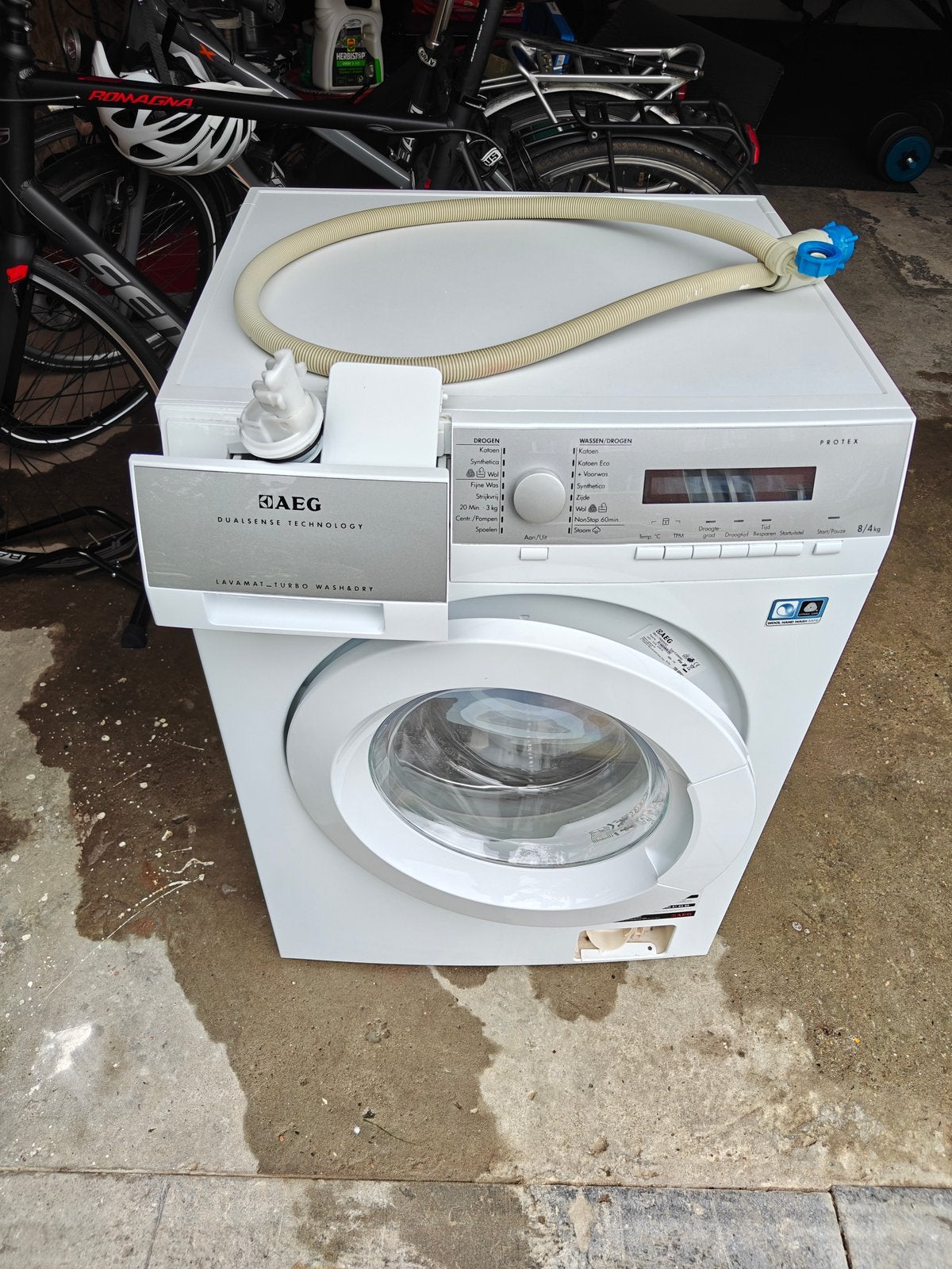 AEG was- & droogmachine, Elektronische apparatuur, 6 tot 8 kg, Ophalen, Gebruikt, Voorlader
