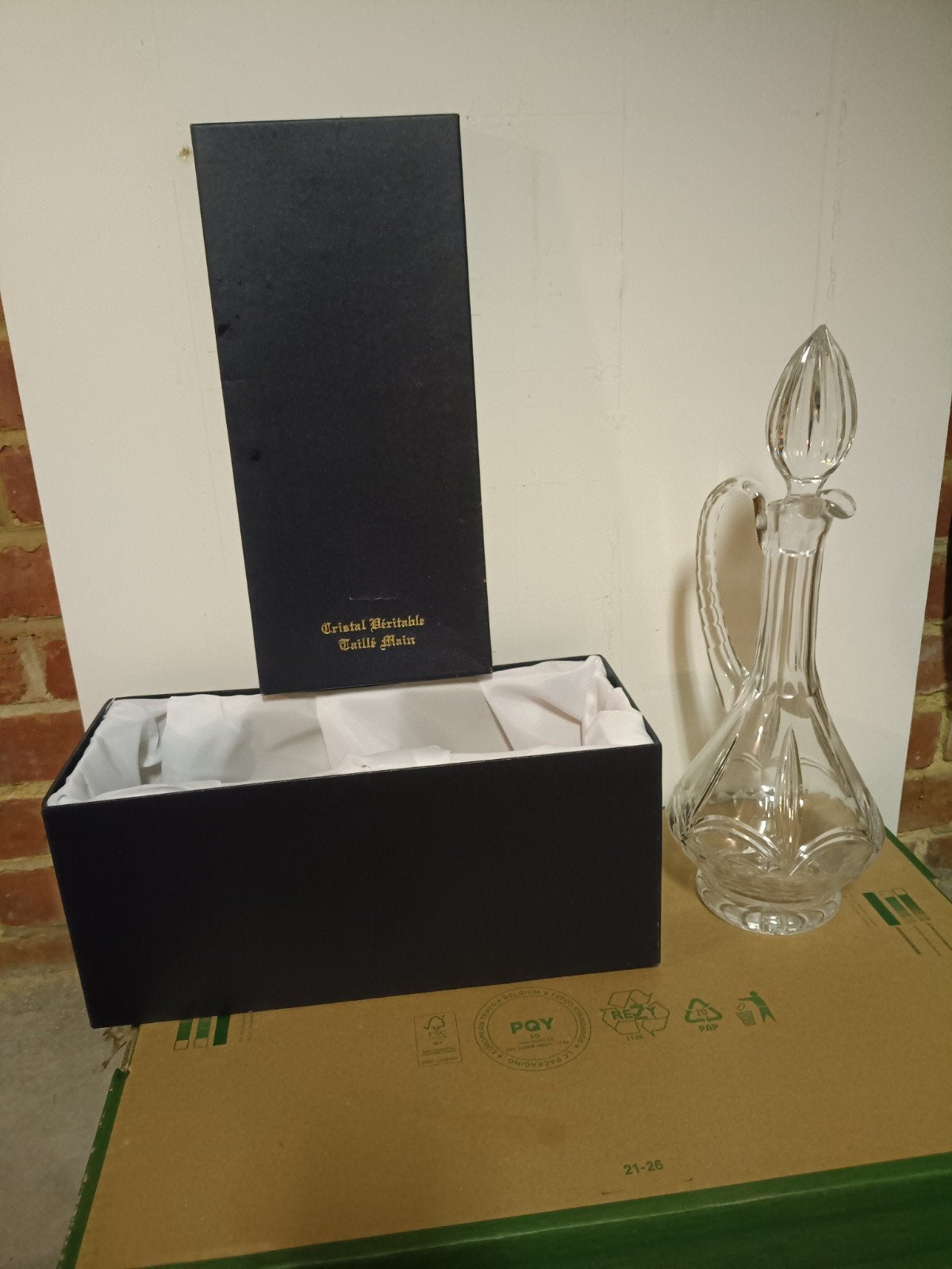Carafe en cristal véritable taillé main – Avec boîte d'origi, Audio, Tv en Foto, Luidsprekerboxen, Ophalen