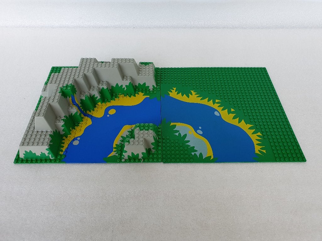 Lego Pirates 6278: 2 grondplaten uit Lego Enchanted Island, Gebruikt, Lego, Grondplaat, Pirates