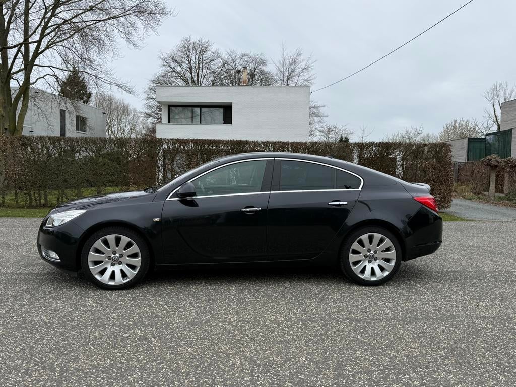 Opel Insignia 1.8i, Voorwielaandrijving, Euro 5, Zwart, 4 cilinders