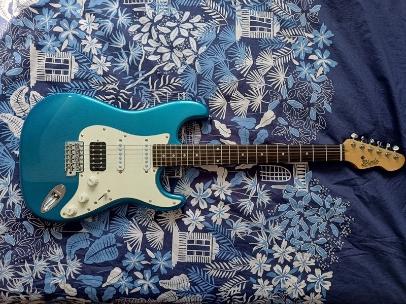 Guitare électrique Levinson Blade Texas TM stratocaster, Musique & Instruments, Instruments à corde | Guitares | Électriques, Enlèvement