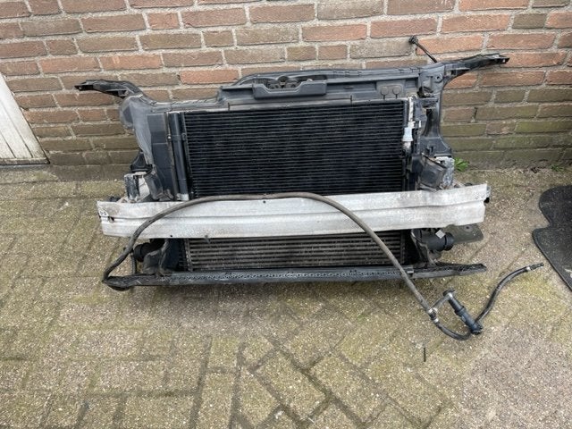FACE AVANT compleet Audi Q5 (8RB) (01-2008/05-2017), Auto-Union-Straße  1,
85057  Ingolstadt, DE, Info@audi.de, Audi, Utilisé