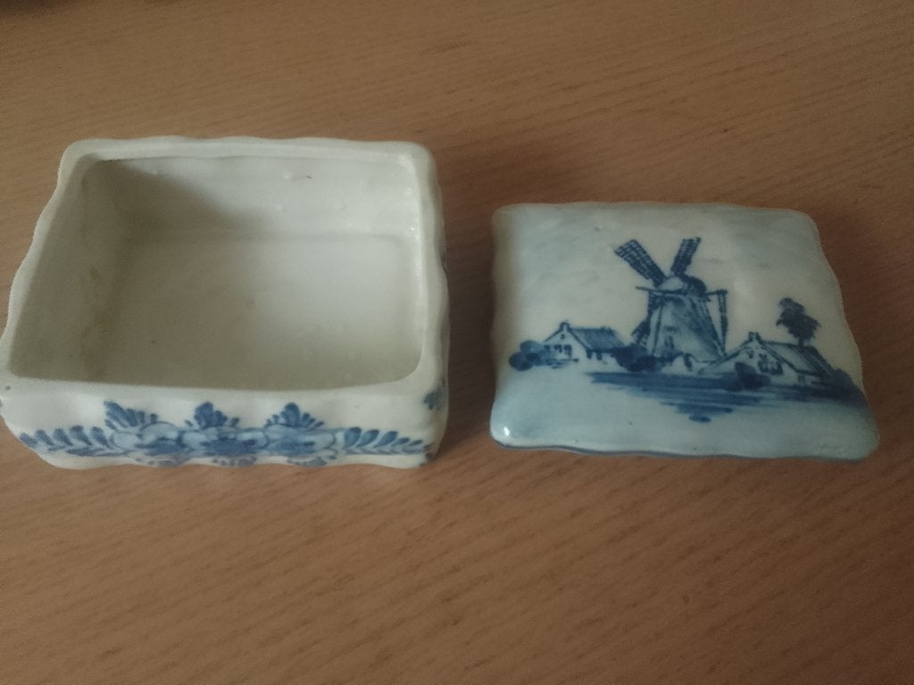 Boite Bonbon ou bijou Céramique DELFT, Envoi