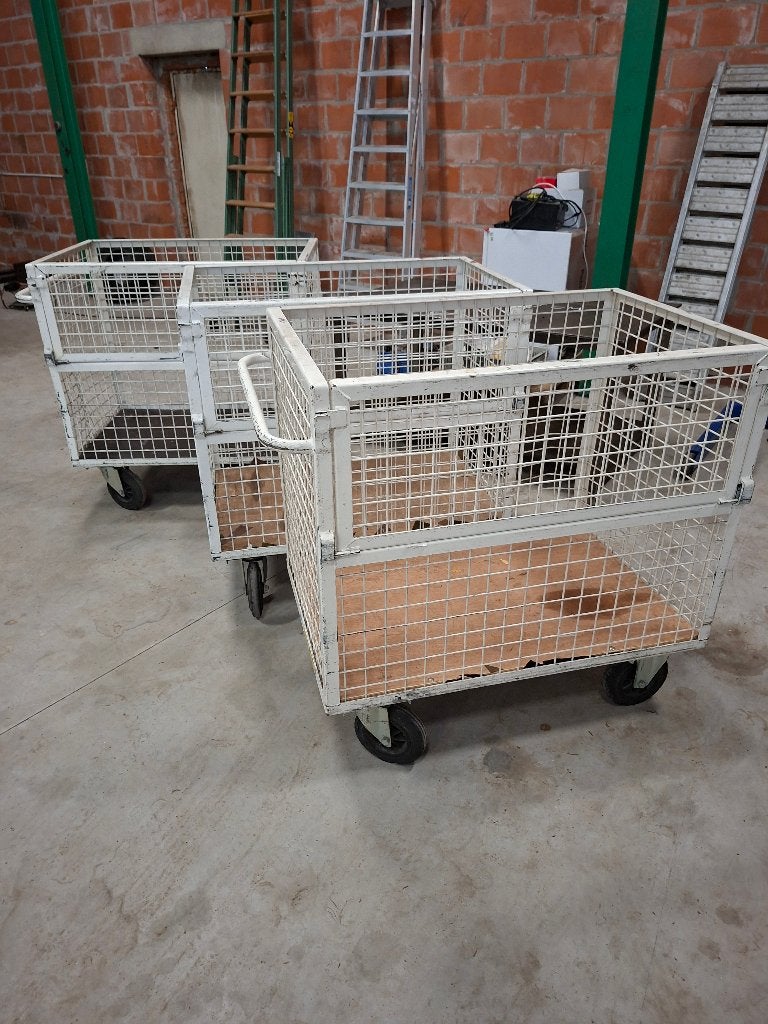 gaascontainer (gitterbox) op wielen  1,05 m op 70 cm, Doe-het-zelf en Bouw, Kratten en Dozen, Ophalen, Gebruikt, Bak of Kist