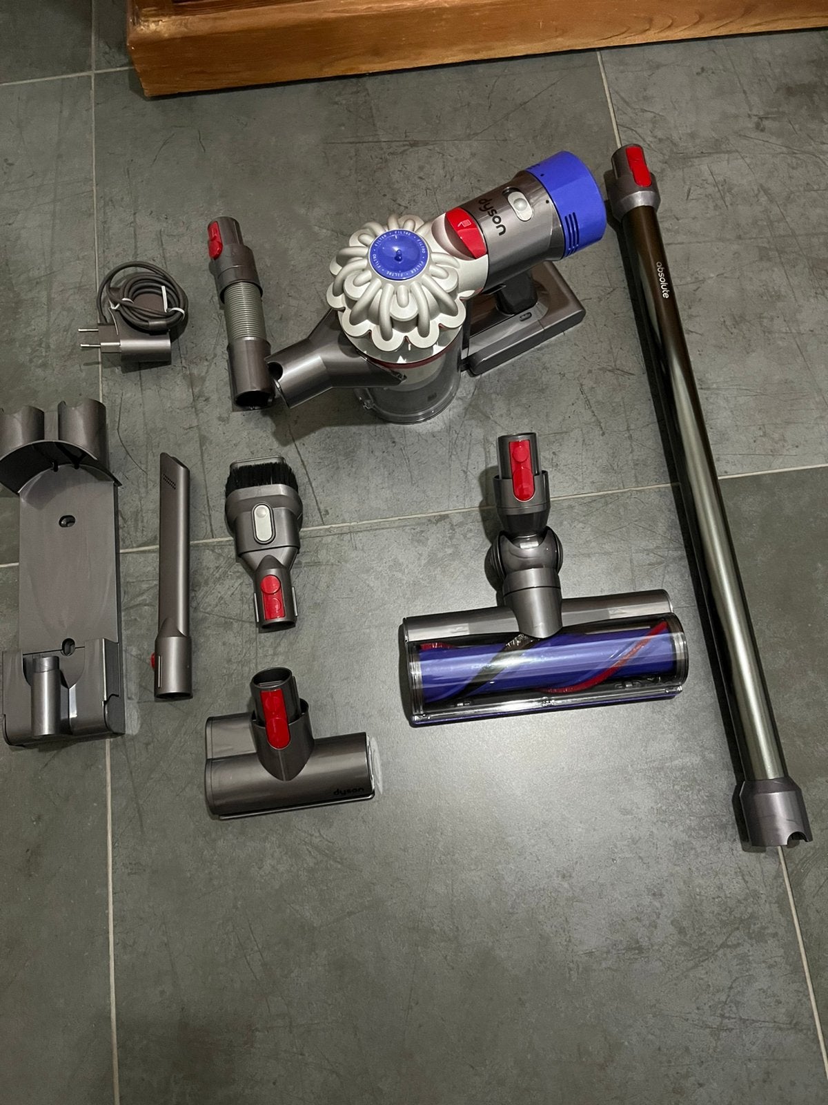 Dyson v8, Enlèvement ou Envoi, Neuf, Dyson