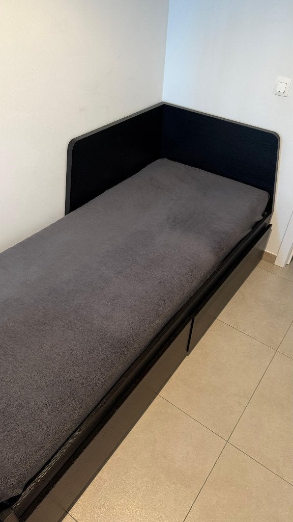 Bed IKEA, 200 cm, Bois, Noir, Une personne