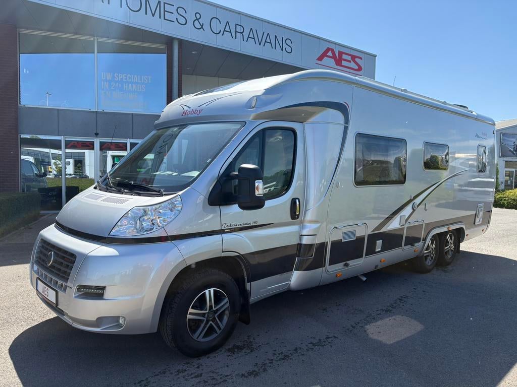 Hobby toscana 750 exclusive nieuwstaat, Hobby, Bedrijf, Diesel, Omvormer