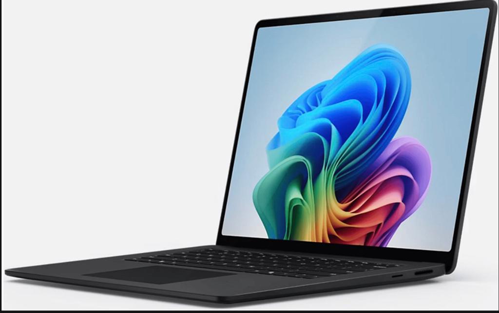 Microsoft Surface Laptop 7th 15" - Ultra 7 - 32GB Ram -512GB, Computers en Software, Windows Laptops, Ophalen, One Microsoft Way, Redmond, WA 98052, USA