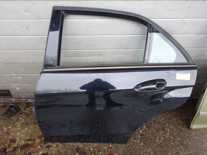 Portier 4Deurs links-achter van een Mercedes E-Klasse (040), Gebruikt, -, Deur, Ophalen of Verzenden