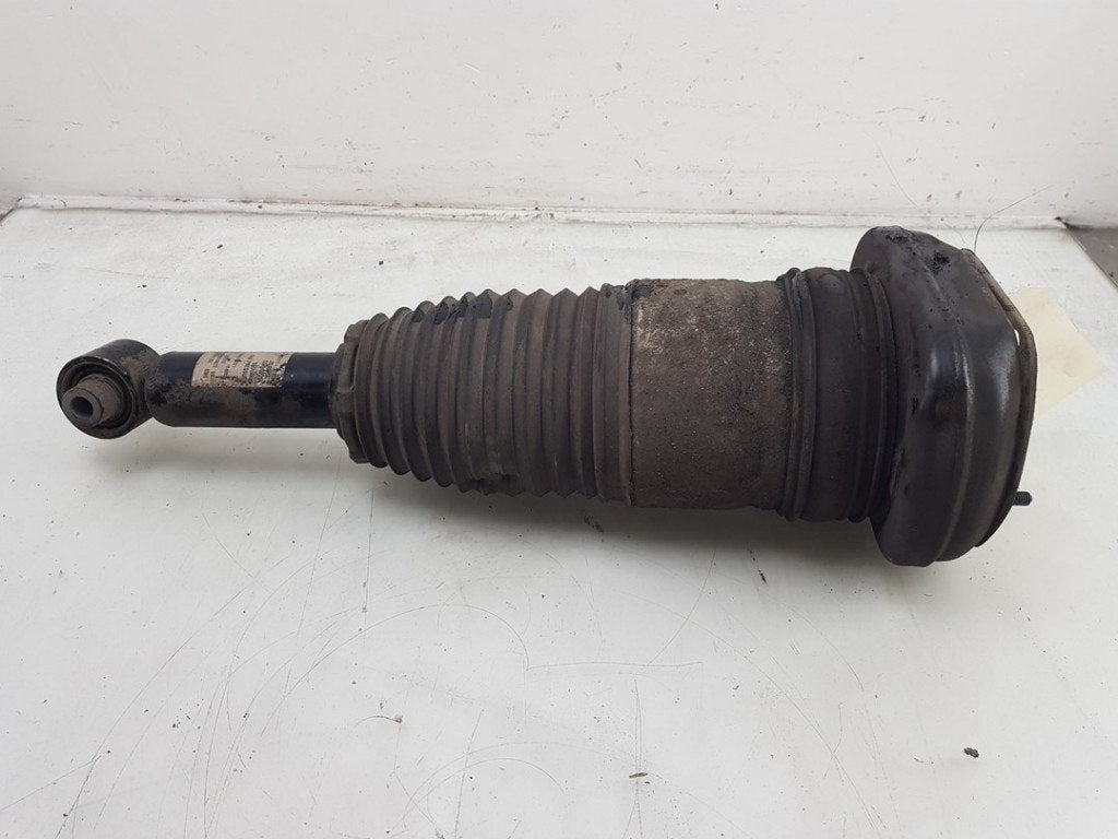 SCHOKBREKER LINKS ACHTER BMW 5 serie Touring (G31), Gebruikt, BMW
