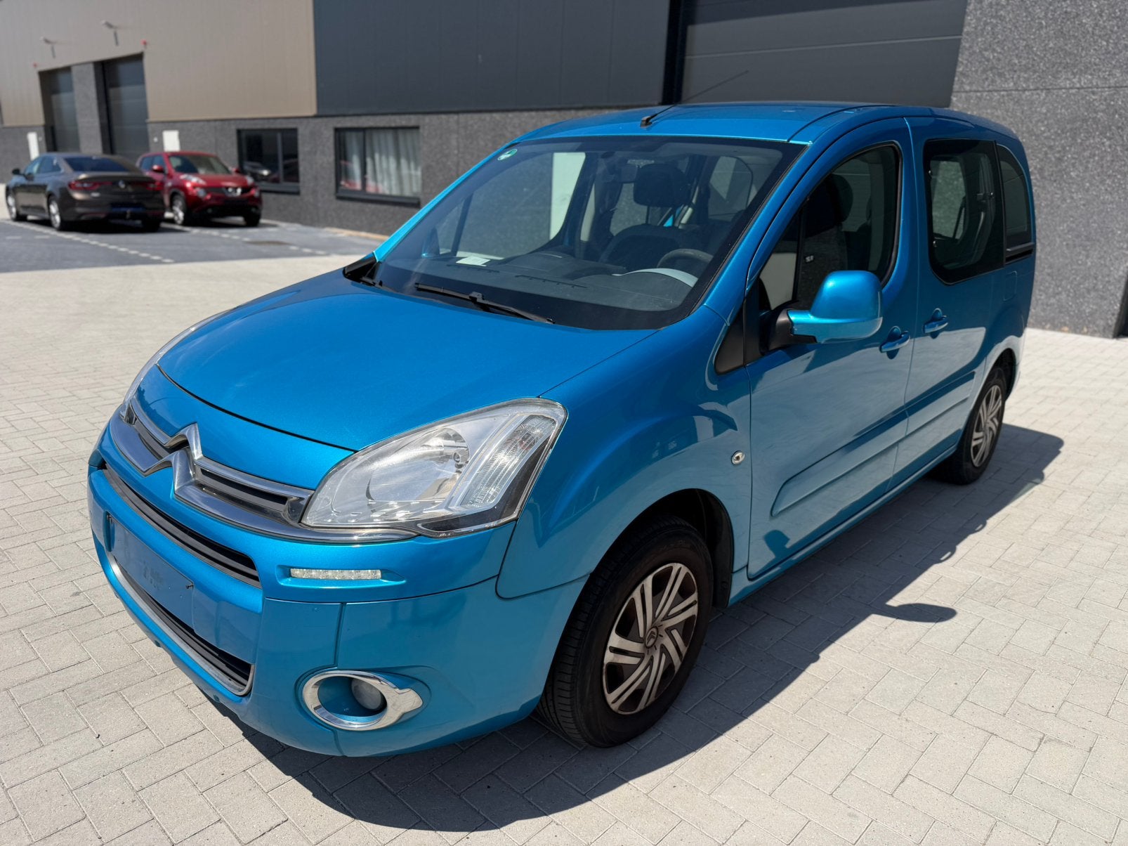 Citroen Berlingo 1.6 Benzine 2013, Auto's, Voorwielaandrijving, Euro 5, Stof, 4 cilinders