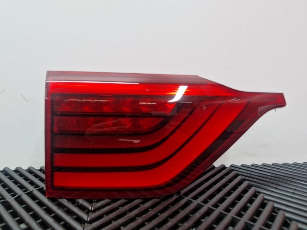 FEU ARRIÈRE GAUCHE Sportage (QL) (|92405F1100|92405D9110|), Kia, Info@kia.de, Utilisé, Theodor-Heuss-Allee 11
60486  Frankfurt am Main, DE