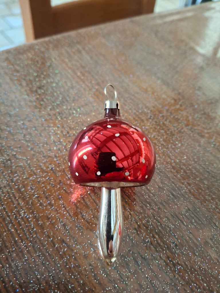 Ancienne boule de noel en verre champignon, Enlèvement ou Envoi, Utilisé