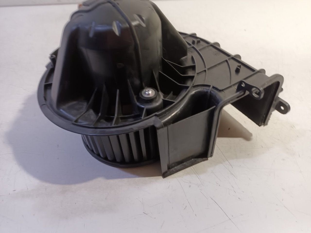Kachel ventilator motor BMW X5, Auto-onderdelen, Onderdelen@venauto.nl, Van der Ven Autorecycling B.V., Gebruikt, Ettenseweg 76, 4706 PB Roosendaal, The Netherlands