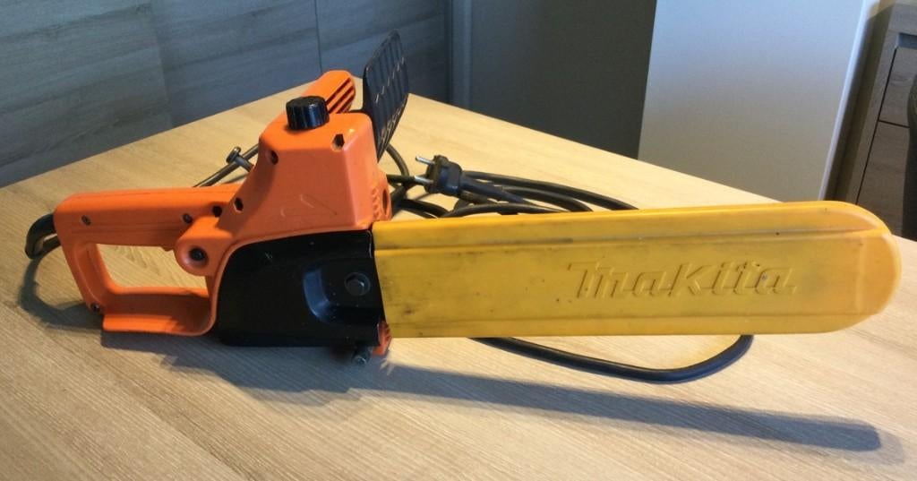 Makita kettingzaag 5012B 300mm-ketting in goede staat, Ophalen, Gebruikt