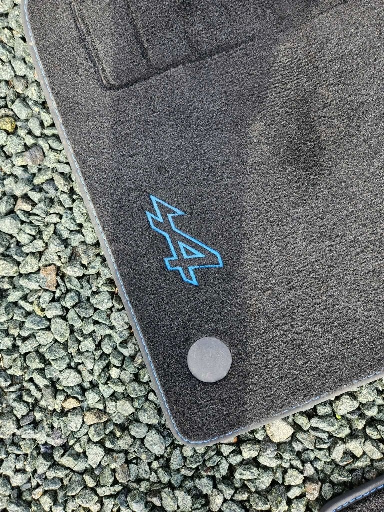 Tapis de sol Renault Clio 5 Alpine (2024), Enlèvement, Utilisé
