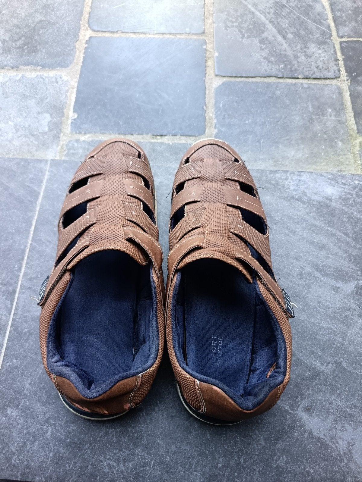 Heren Pantoffel, Ophalen