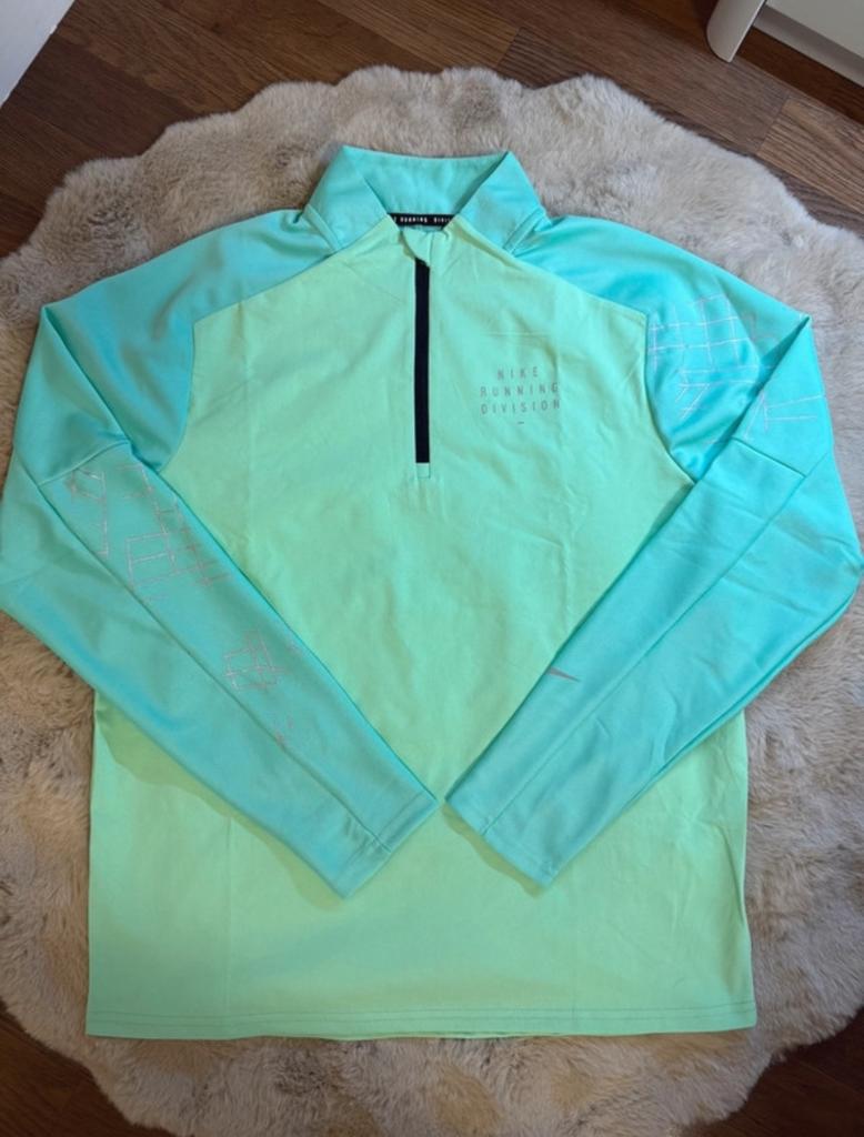 Nike Running Division vert, Ophalen, Maat 48/50 (M), Nieuw, Groen