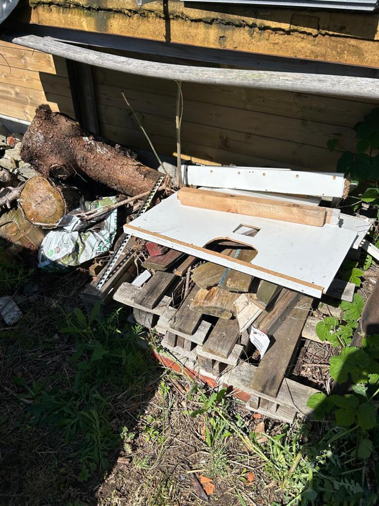 Gratis meenemen hout, Ophalen, Zo goed als nieuw, Hout