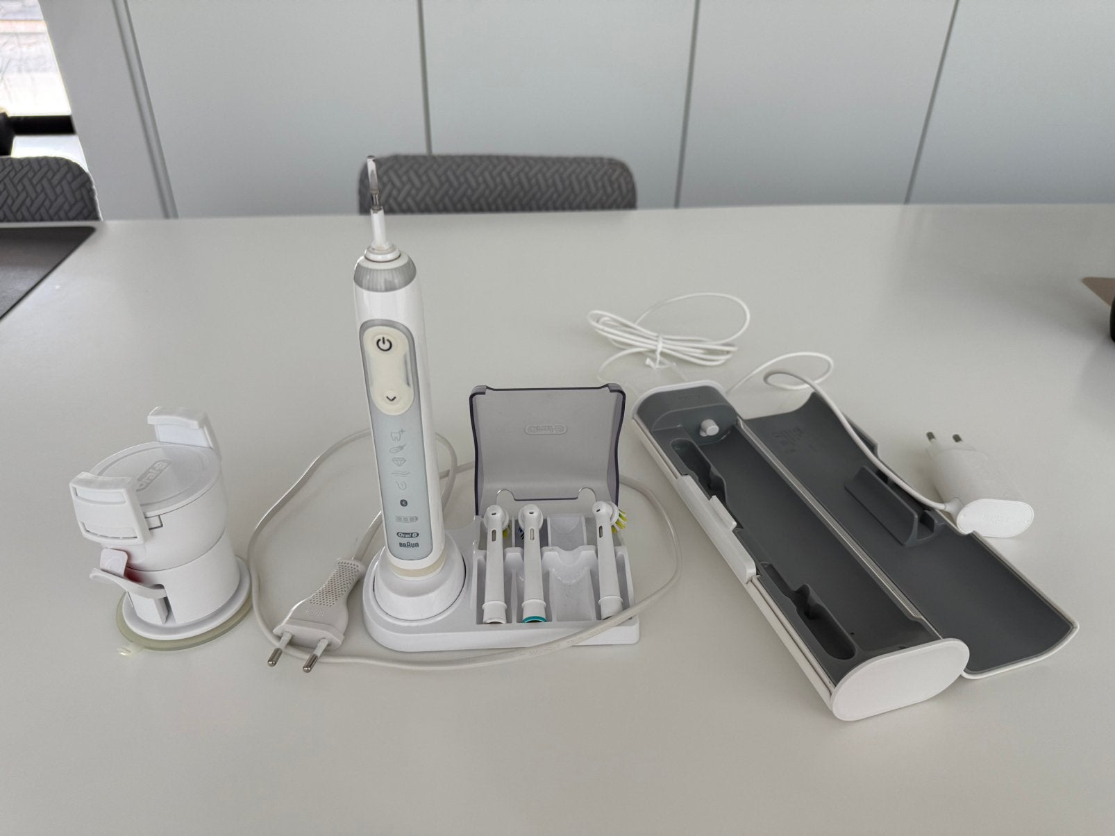 Elektrische tandenborstel Braun Oral-B, Handtassen en Accessoires, Uiterlijk | Mondverzorging, Ophalen, Gebruikt, Tandenborstel
