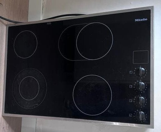 Miele kookplaat 4 zones. Werkt perfect!, Elektronische apparatuur, Kookplaten, Ophalen, Gebruikt, Keramisch, 4 kookzones