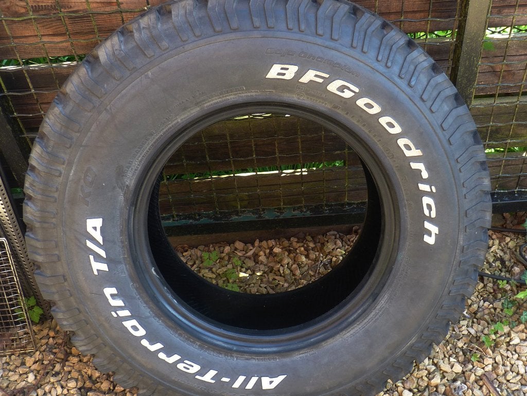 pneus 4x4  neuf, Autos : Pièces & Accessoires, Pneus & Jantes, Neuf, 4 Saisons, 16 pouces, Pneu(s)