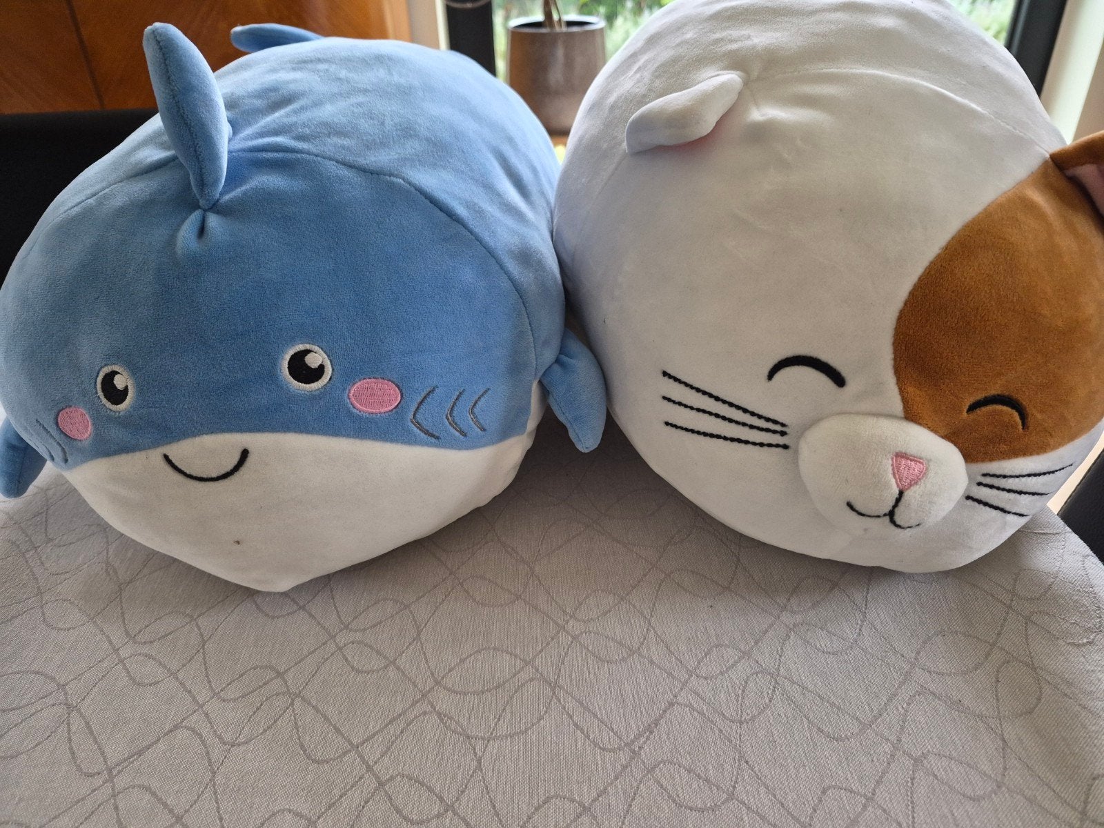 Knuffels hai en kat, Kinderen en Baby's, Ophalen, Gebruikt, Hema