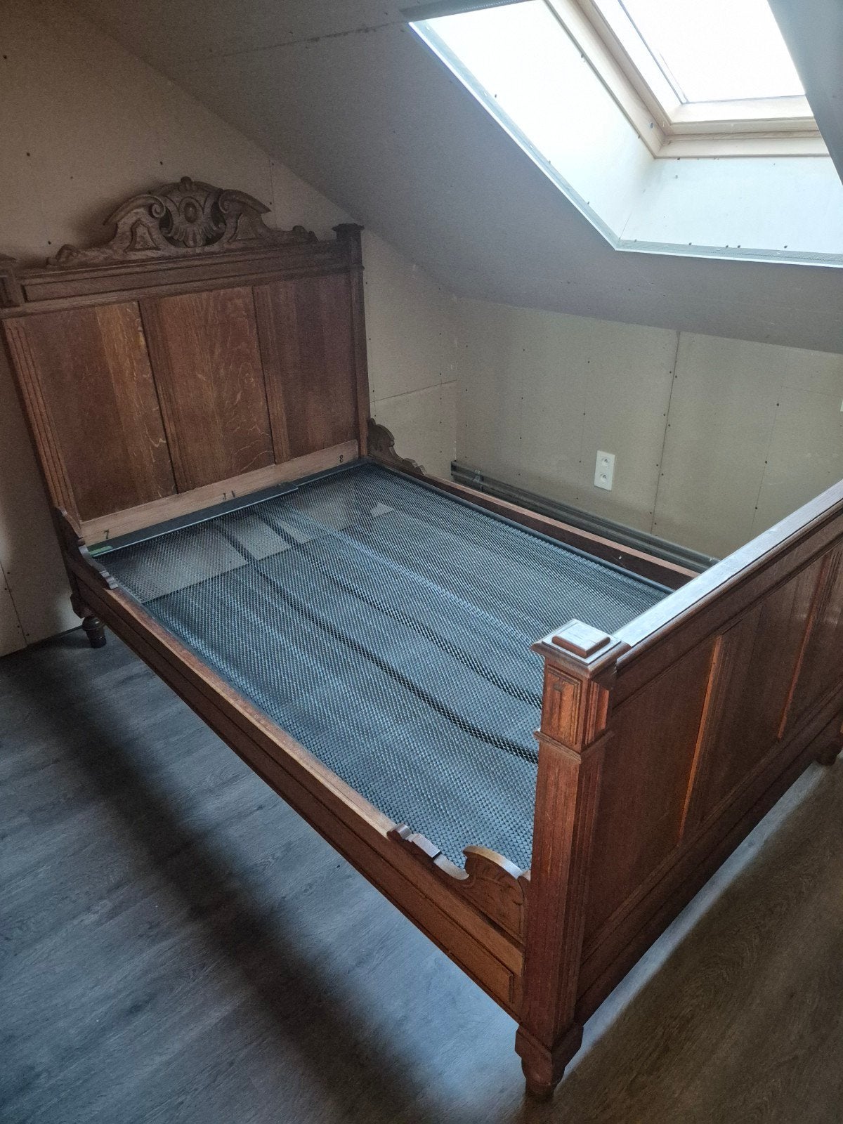 eiken bed, Ophalen