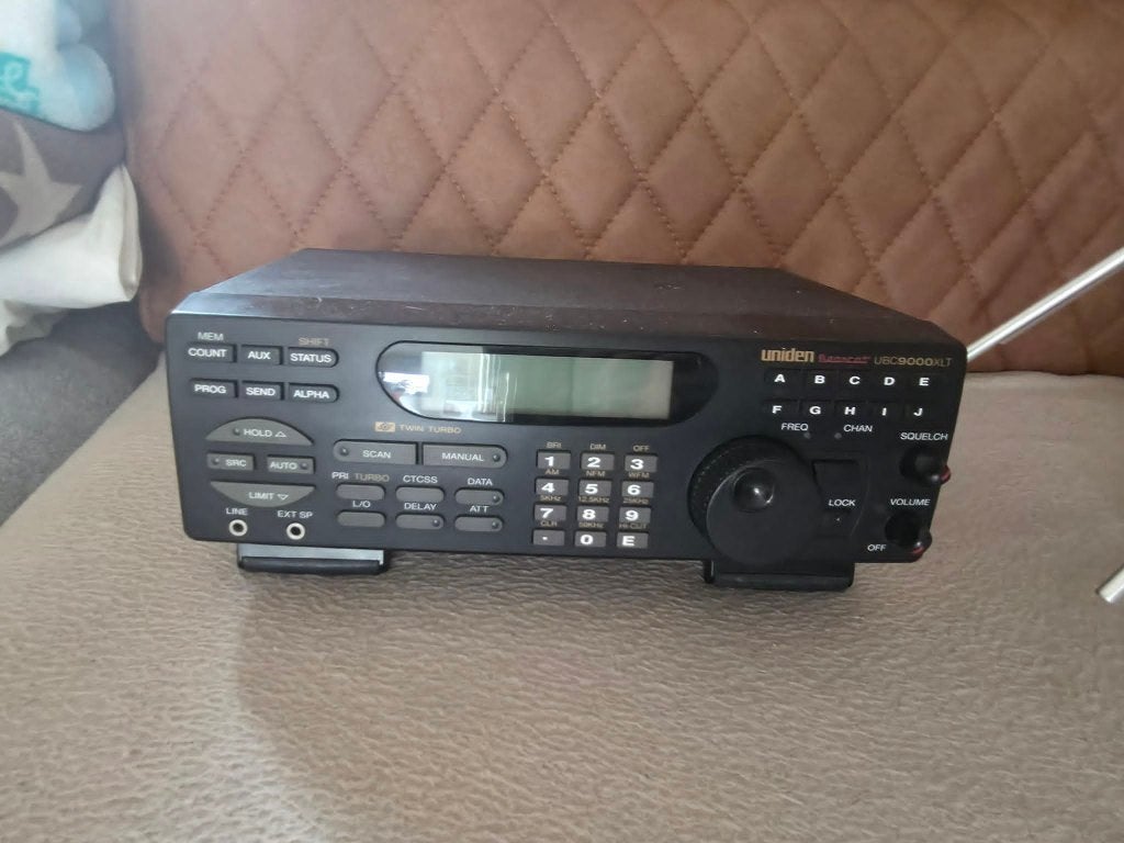 Basisscanner Uniden Bearcat UBC 9000XLT, Telecommunicatie, Scanners, Zo goed als nieuw, 500 kanalen of meer, Ophalen