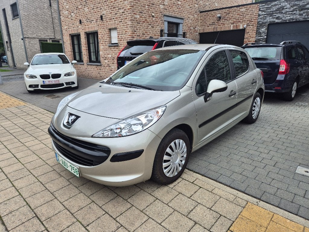 Peugeot 207 1.4VTI 2007 nette staat, Autos, Peugeot, Argent ou Gris, Achat, Entreprise, Noir