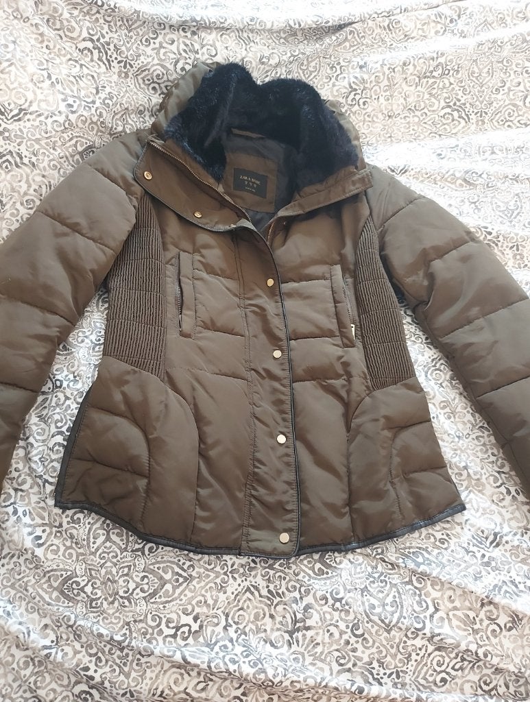Tres joli manteau pour femme Zara, Enlèvement, Comme neuf, Taille 38/40 (M), Autres couleurs