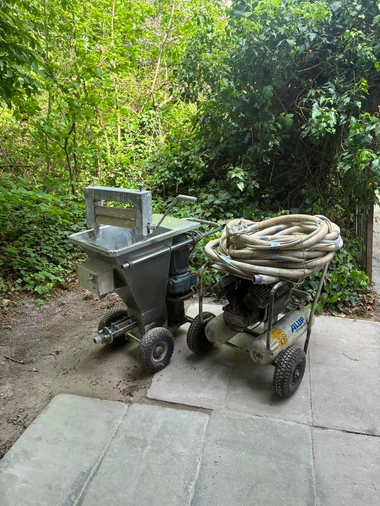 Machine à plâtre avec compresseur 230v, Enlèvement, Utilisé