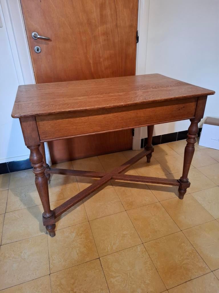 Ancienne table en chêne massif – style rustique, Enlèvement