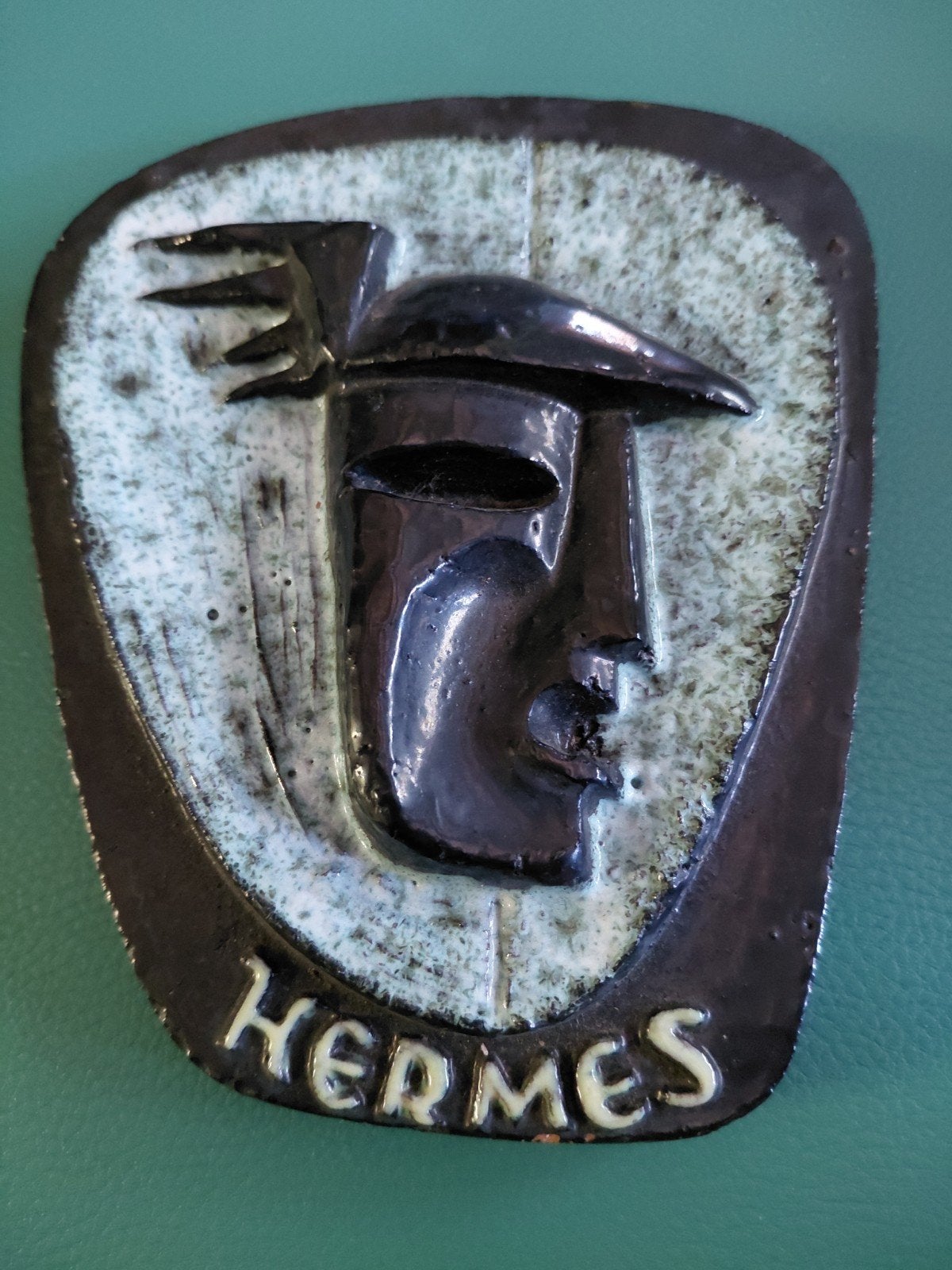 Keramieken muurplaat van de Griekse God Hermes  P. Vermeire, Antiek en Kunst, Antiek | Keramiek en Aardewerk, Ophalen of Verzenden