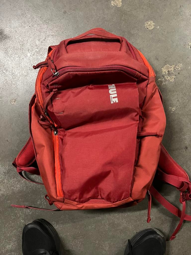 Sac a dos thule, Bijoux, Sacs & Beauté, Sacs | Sacs à dos, Enlèvement ou Envoi, Comme neuf