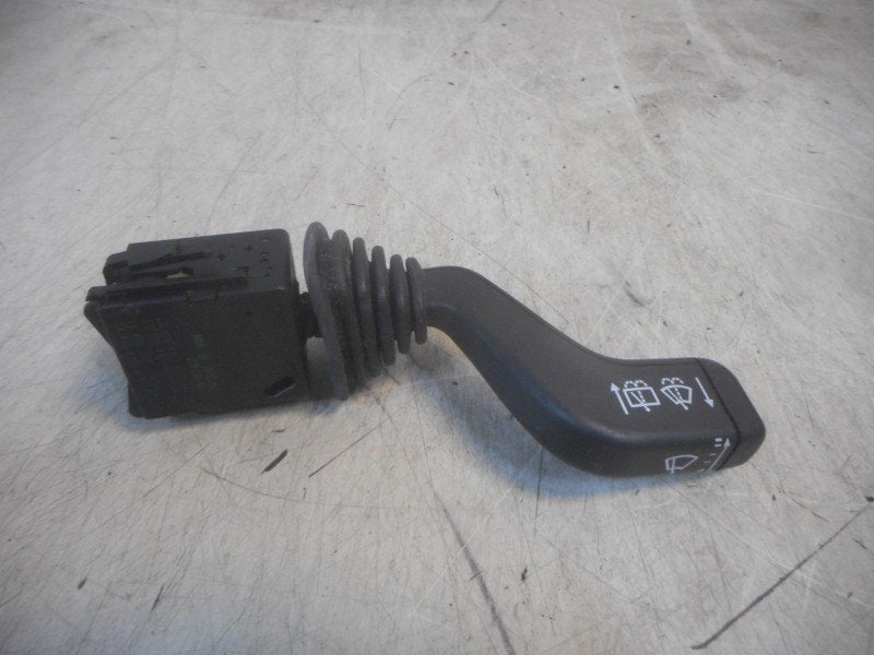 COMMODO ESSUIE-GLACE Opel Corsa C (F08 / 68), Opel, Opel Automobile GmbH, Utilisé, Kontakt-opel@opel.com
