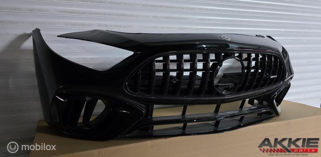 Mercedes SL 63 Bumper voor AMG W232 A2328858100, Gebruikt, Voor, Ophalen of Verzenden, Bumper