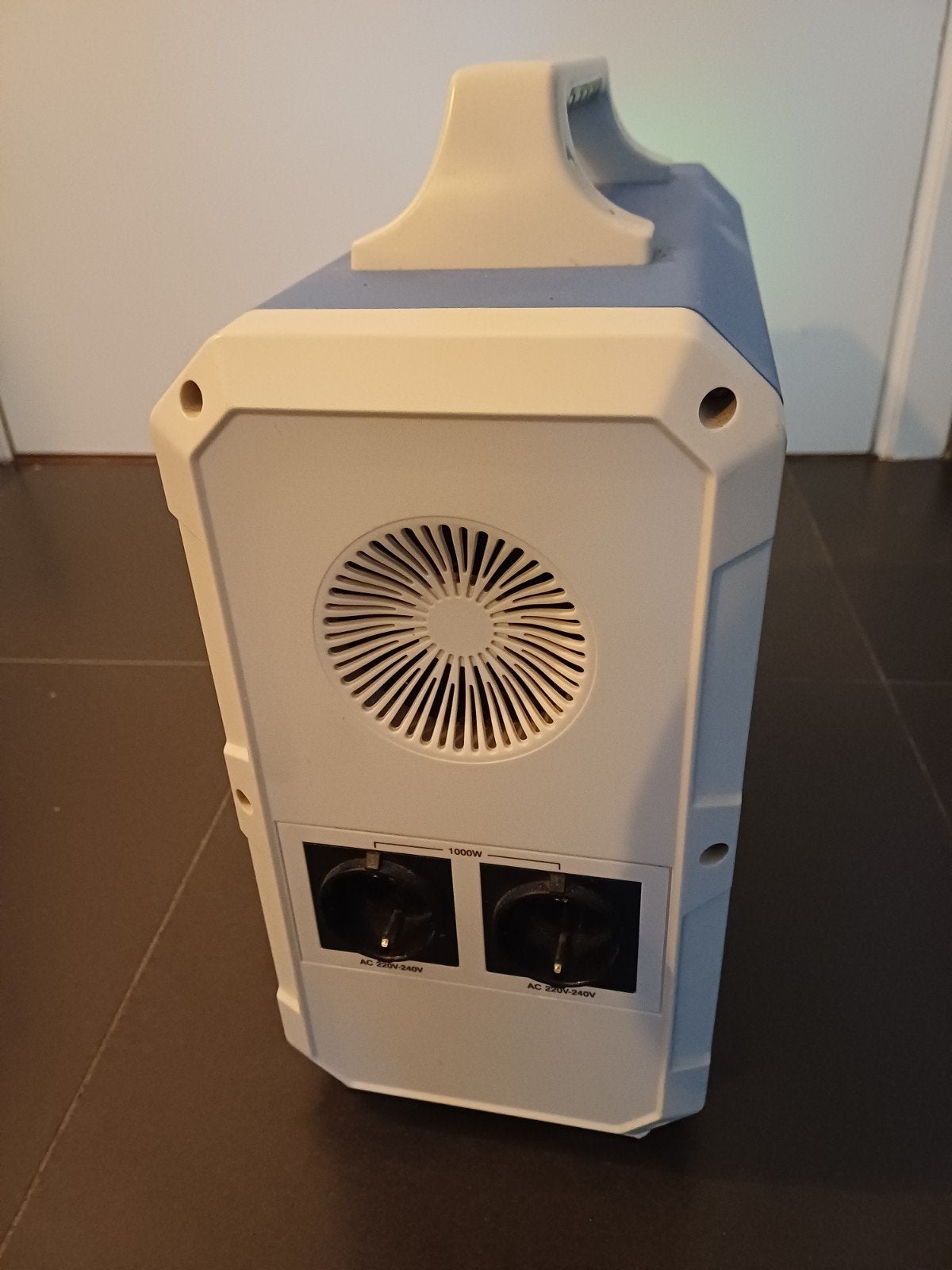 Poweroak Bluetti EB150, Caravanes & Camping, Accessoires de camping, Enlèvement