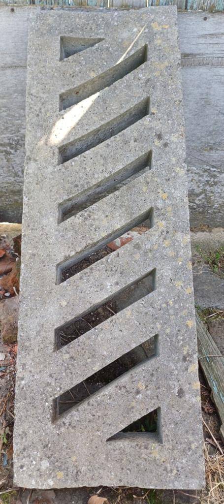 5 betonnen afvoerdeksels 1m op 34cm op 8dik, Tuin en Terras, Ophalen