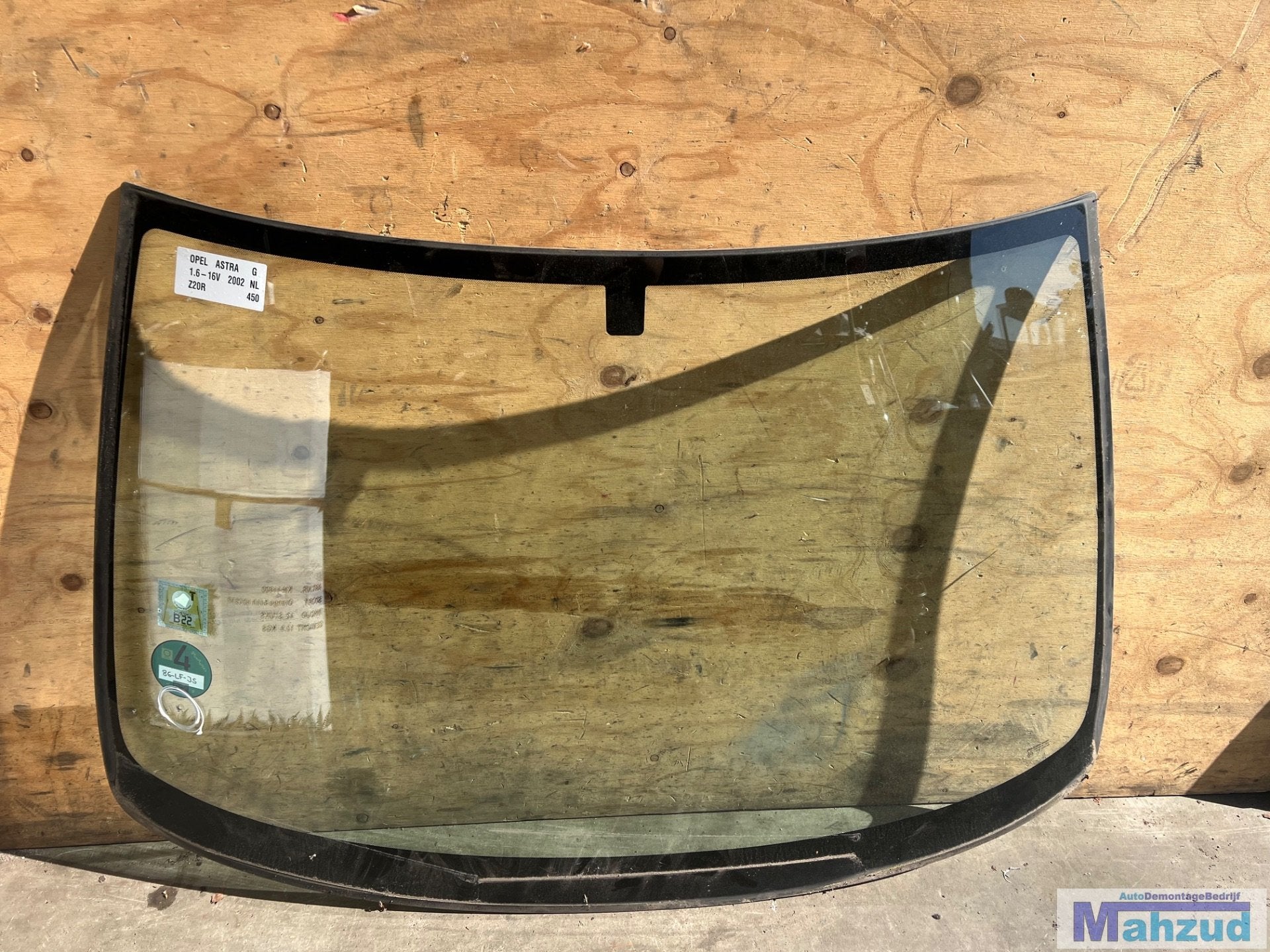 Pare-brise avant pour Opel Astra G hatchback (1998-2004), Opel Automobile GmbH, Opel, Bahnhofsplatz 1
65423  Russelsheim am Main, DE