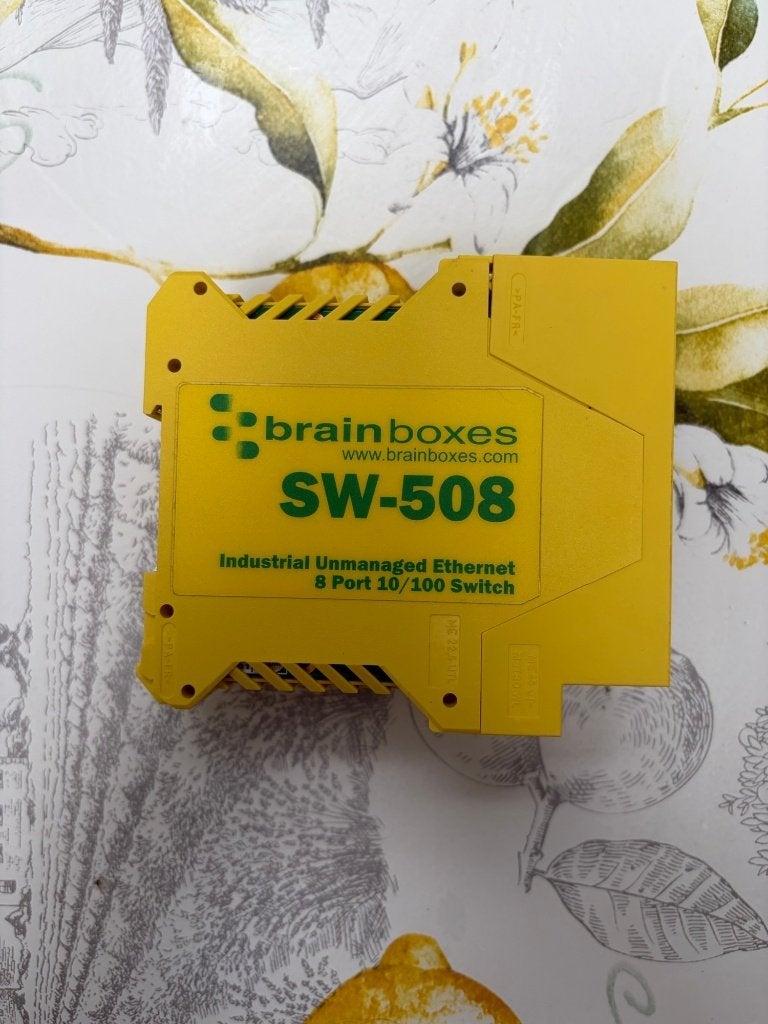 Brainboxes SW-508 Ethernet Switch, Computers en Software, Netwerk switches, Nieuw, Ophalen of Verzenden